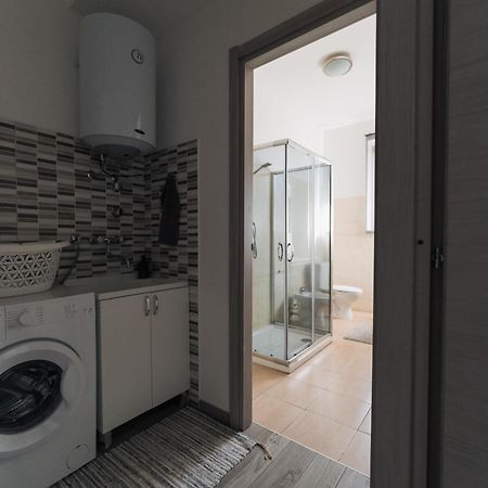 Grey'S Apartment Катанія Екстер'єр фото